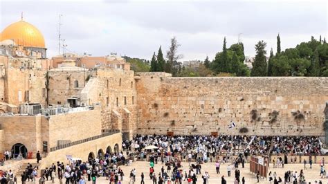 western wall jerusalem live webcam|simcha hall camera in jerusalem.